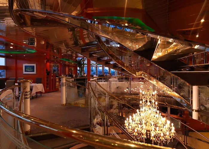 Sunborn YachtHotel Londra